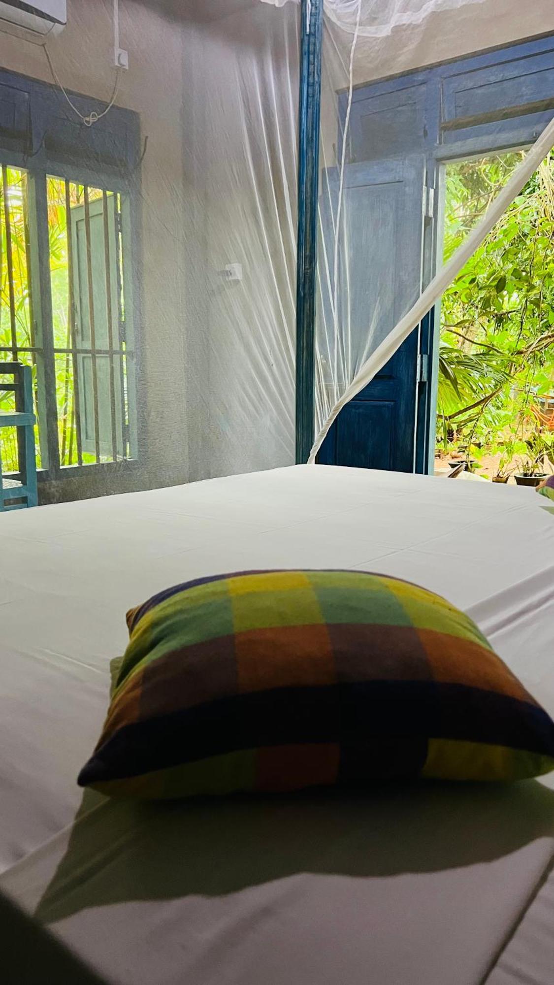 Kataragama Homestay Екстериор снимка