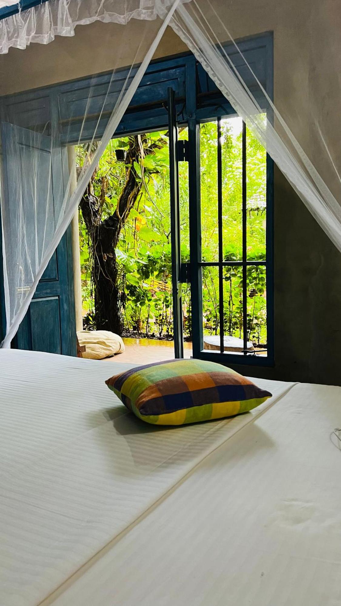 Kataragama Homestay Екстериор снимка