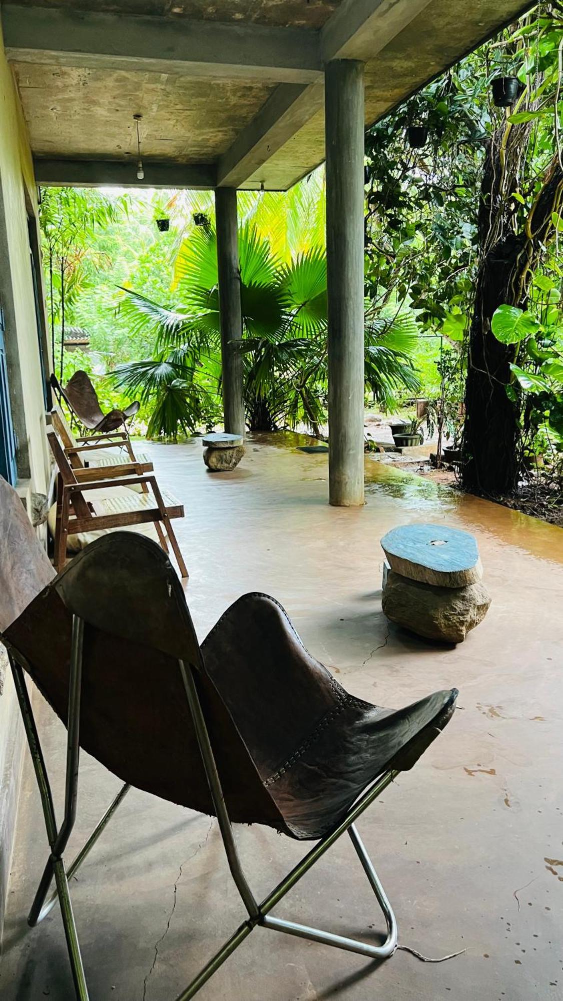 Kataragama Homestay Екстериор снимка
